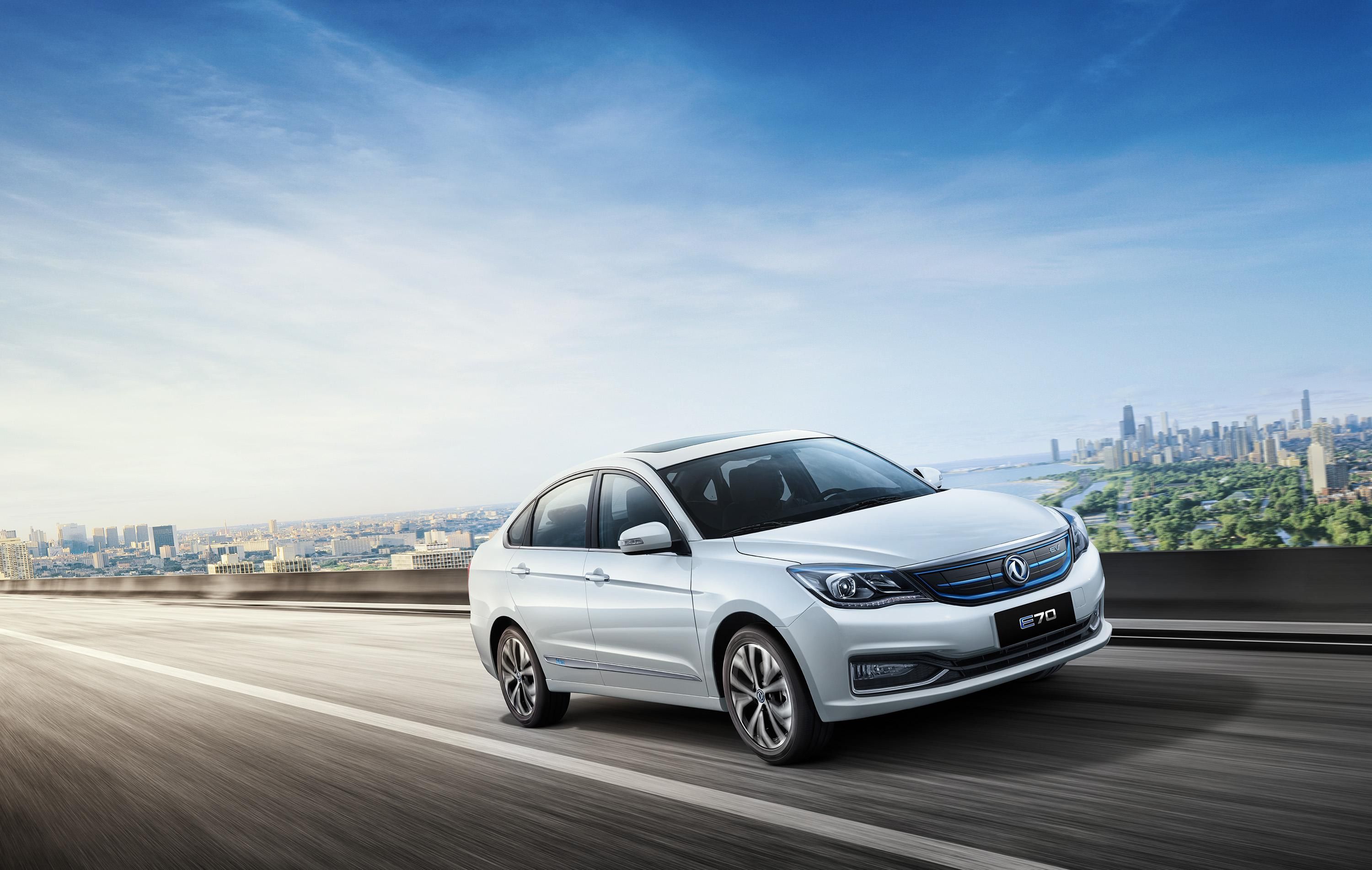 DongFeng Aeolus E70